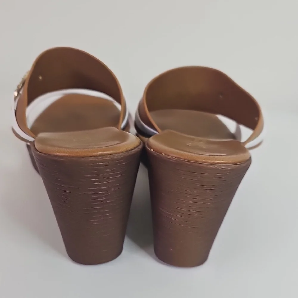 Toscanella Women's White and‎ Brown Wedge Sandals Size 7.5